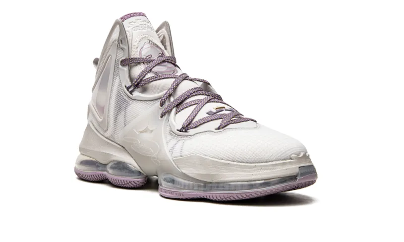Nike Basketball LeBron 19 'Strive for Greatness'